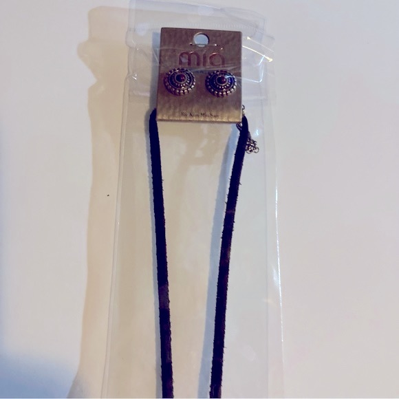 Mia Collection Women's Long Necklace - Picture 3 of 5